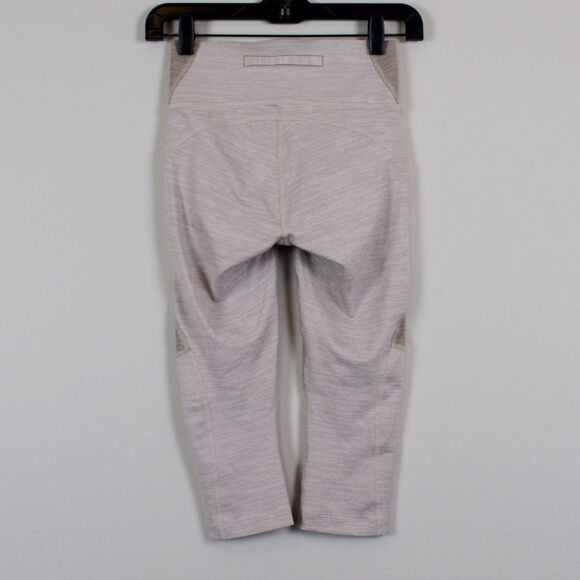 Outdoor Voices TechSweat Two Tone Crop Leggings - Picture 6 of 8